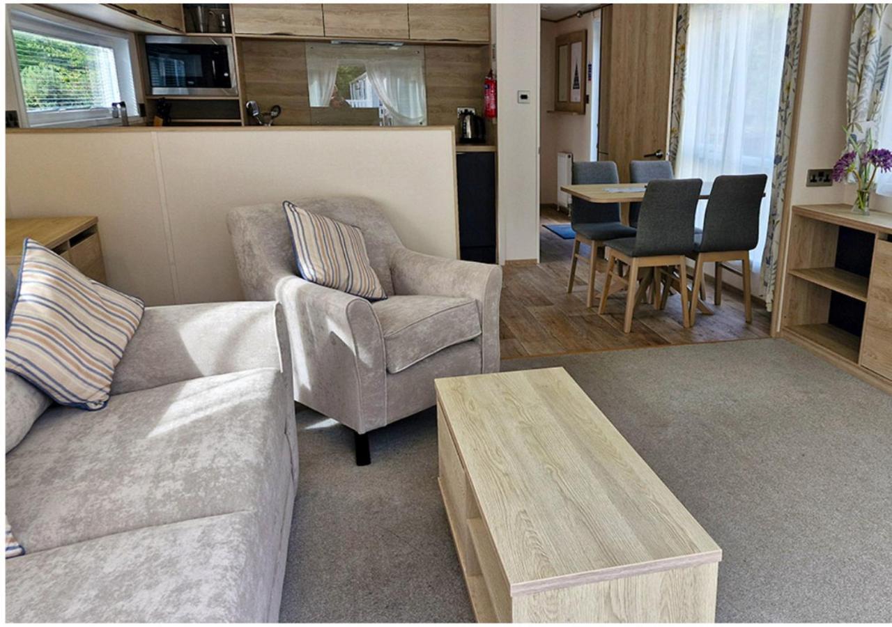 באלוך Lomond Woods Holiday Park מראה חיצוני תמונה